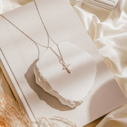 The Miriam Cross Pendant
